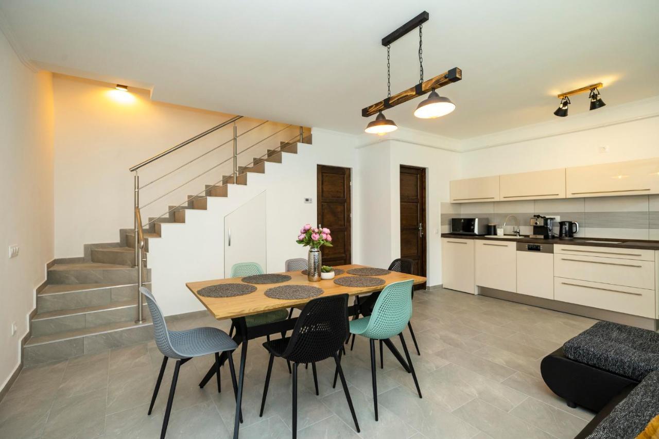 Zsendülő Apartman Daire Eğri Dış mekan fotoğraf